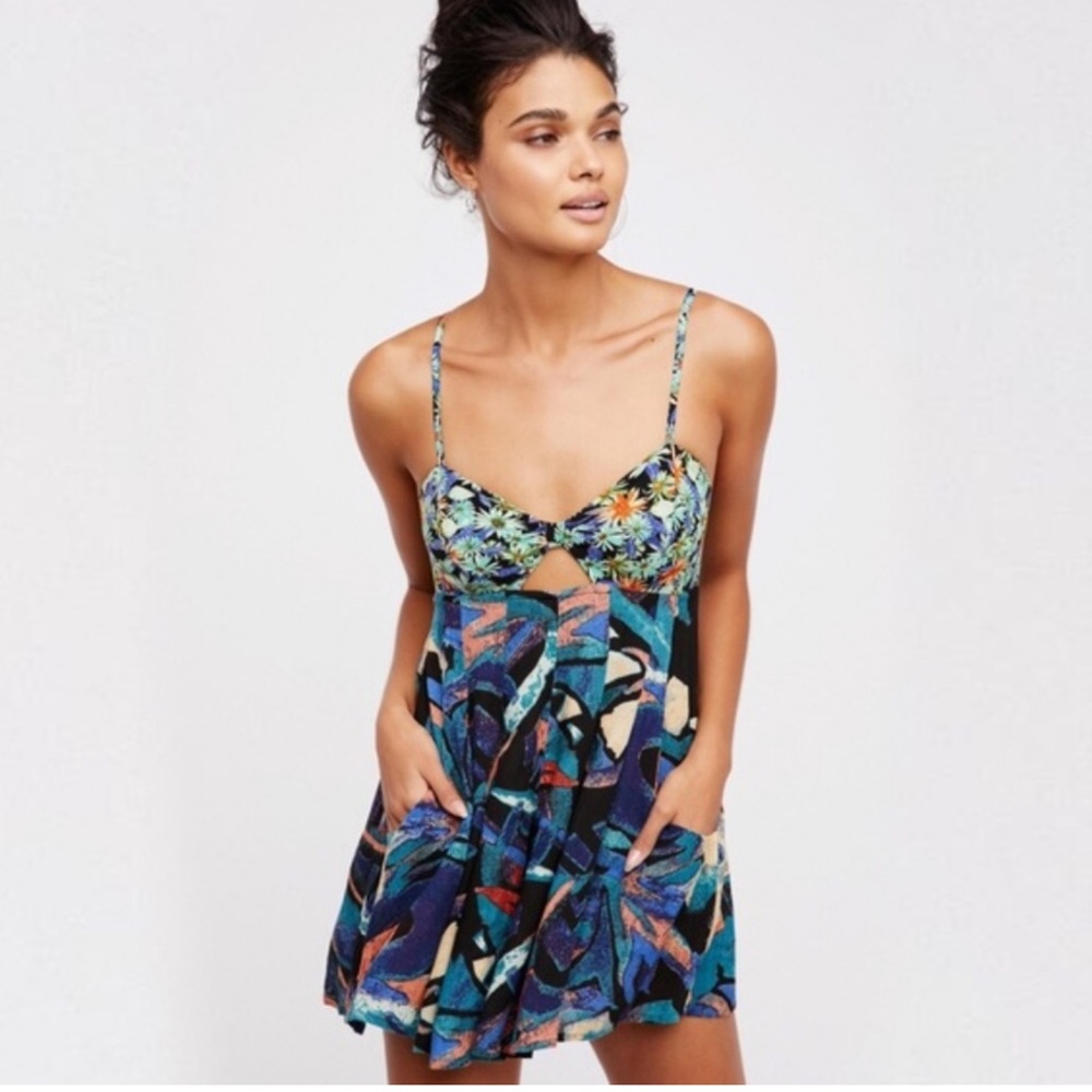 NWOT Free People Raws Of Flowers Romper